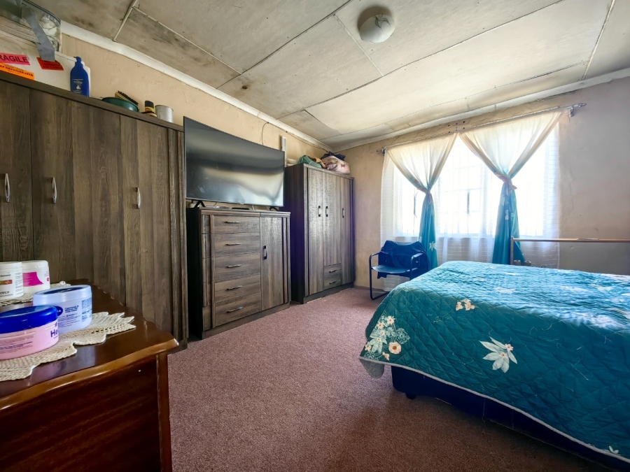 5 Bedroom Property for Sale in Eindhoven Western Cape